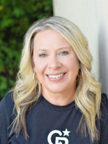 Stephanie Newkirk right size